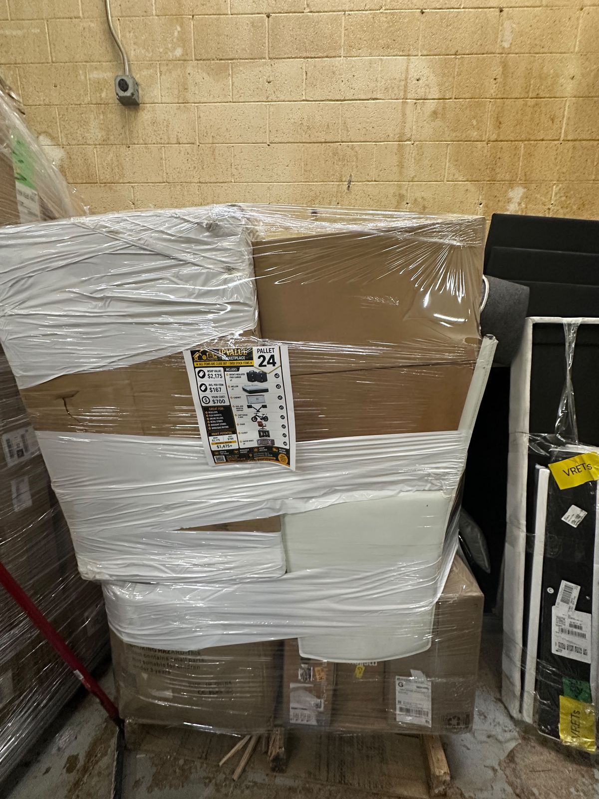 Mixed Merchandise Overstock Pallet