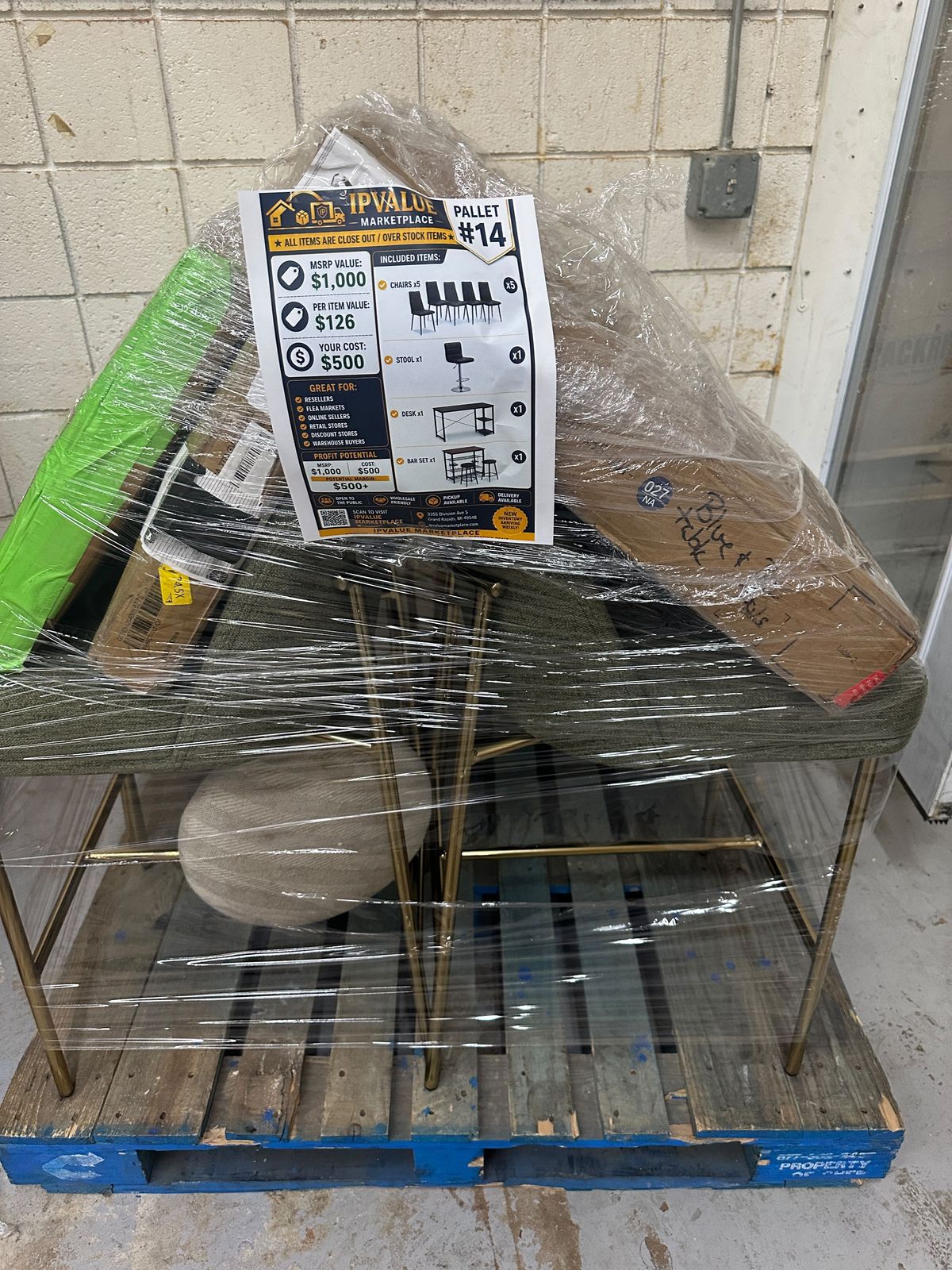 Mixed Furniture Overstock Pallet
